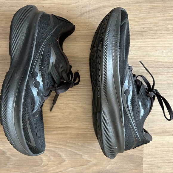 Saucony Women's Ride 15 Running Shoe - Picture 5 of 6